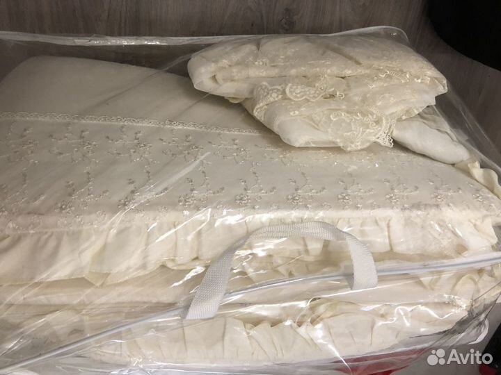 Бортики для детской кроватки