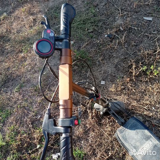 Продам электросамокат