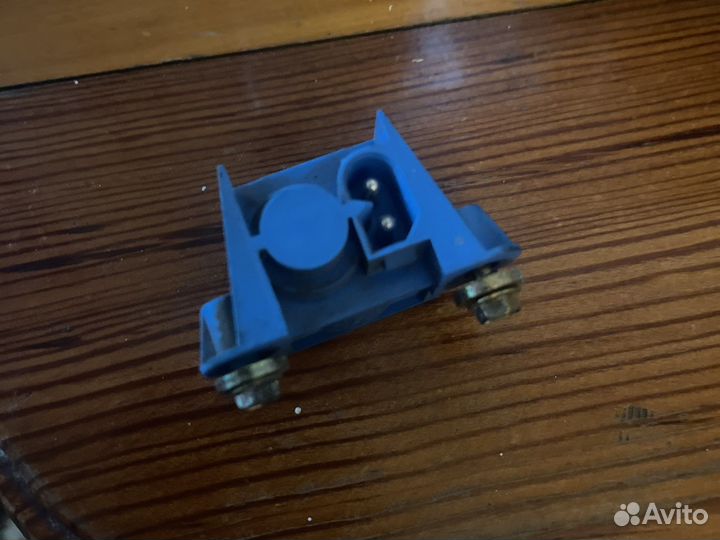 Датчик отключения центрального замка бмв Е39