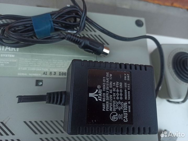 Игровая приставка atari