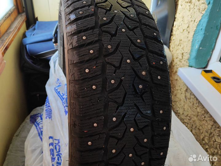 Aplus A703 225/55 R18 102
