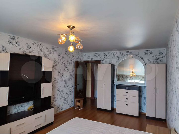 2-к. квартира, 66,4 м², 14/14 эт.