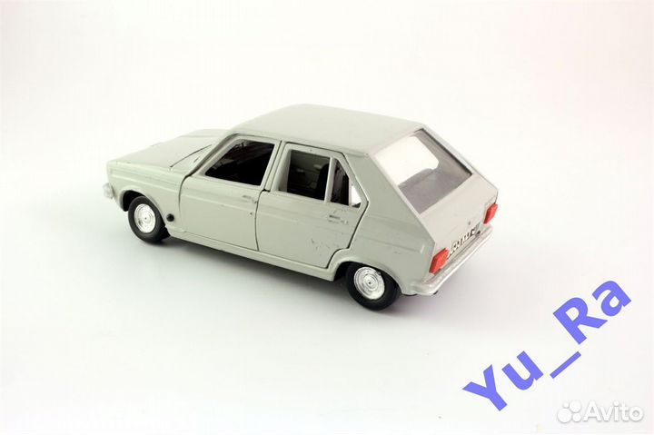 Peugeot 104 Пежо Сихарули без двери 1:24 Yu-Ra