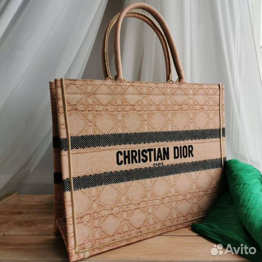 Сумка Christian Dior book tote Из Канвы