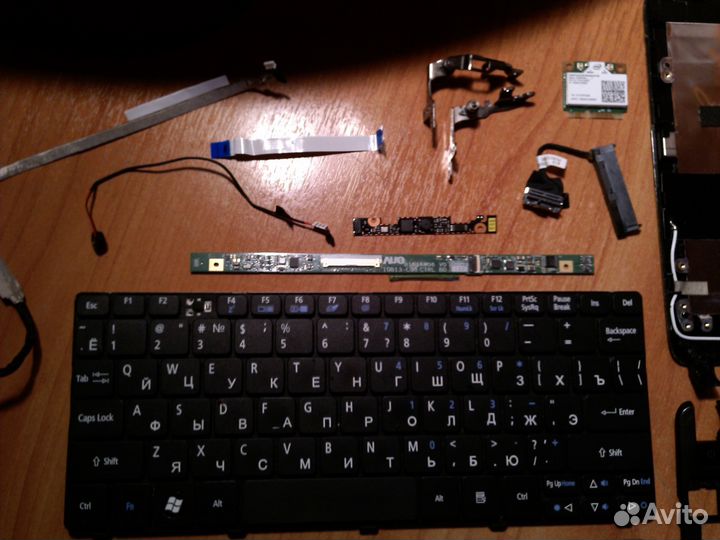 Детали нетбука Acer Aspire one D257