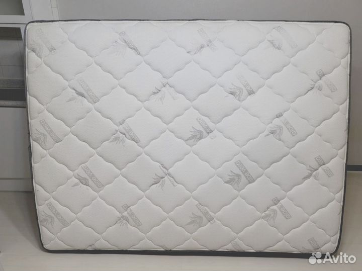 Матрас новый жёсткий