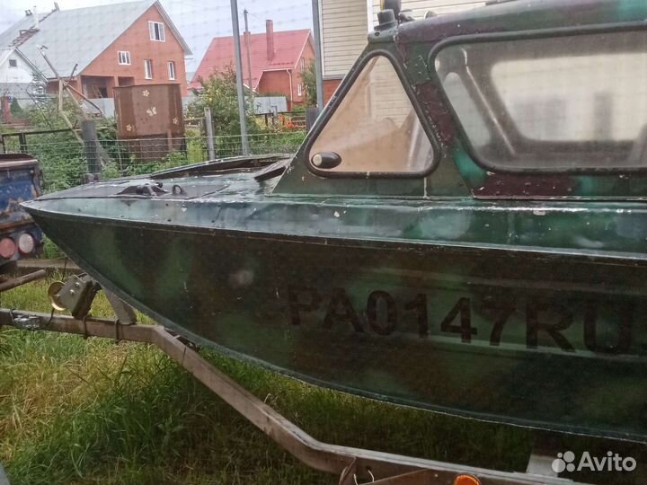Продам моторную лодку сарепта