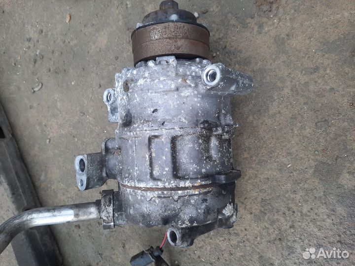 Компрессор кондиционера ауди а8 D3 2008г