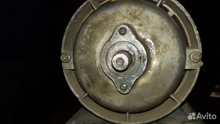 Электродвигатель СССР аол-21-4 220/380