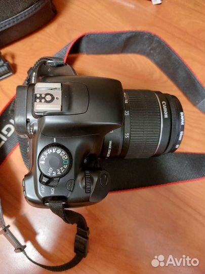 Canon eos 1100d