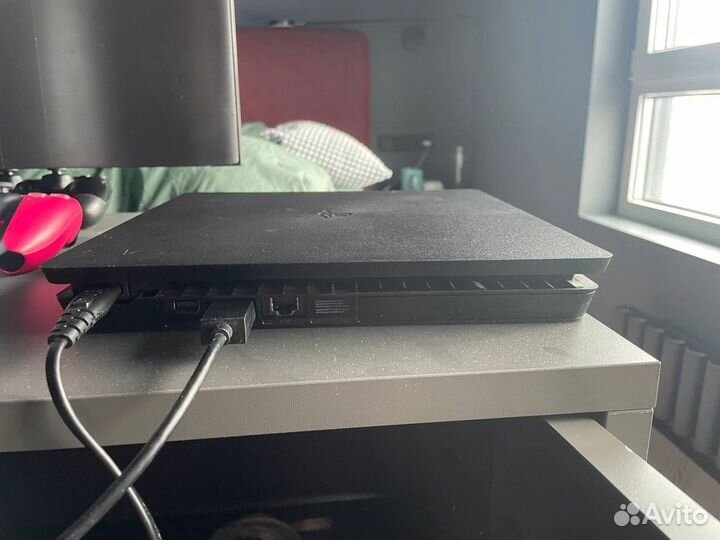 Sony playstation 4 slim