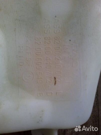 Бачок омывателя Renault Logan 1 LS K7MA812