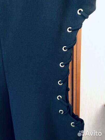 Guess черное платье раз М Оригинал