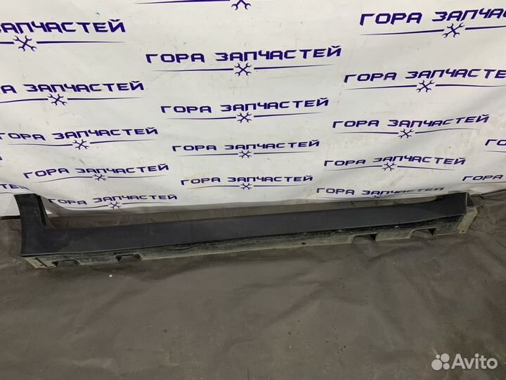 Накладка порога правого Hyundai Creta 2016 б.у