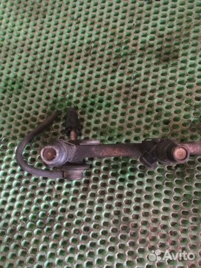 Топливная рампа Chevrolet Lanos 2007