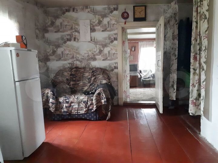 Дом 53 м² на участке 50 сот.