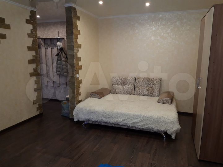 1-к. квартира, 30 м², 4/4 эт.