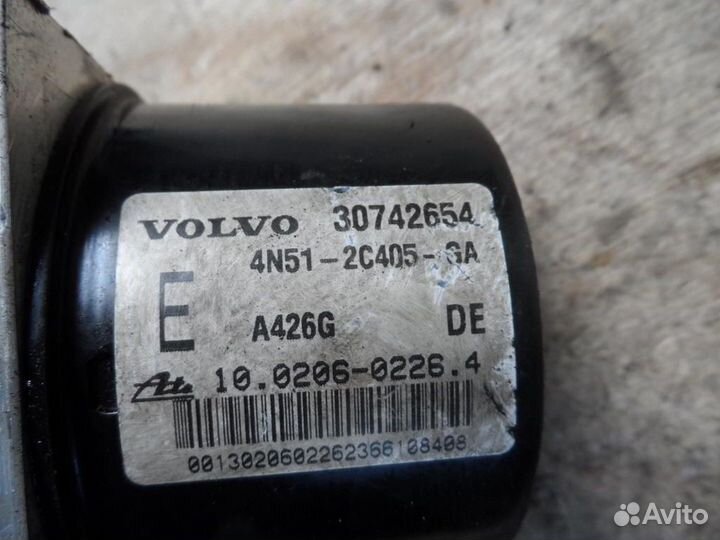 Блок ABS Volvo S40 2