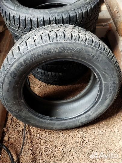 Bridgestone B-style 215/60 R17