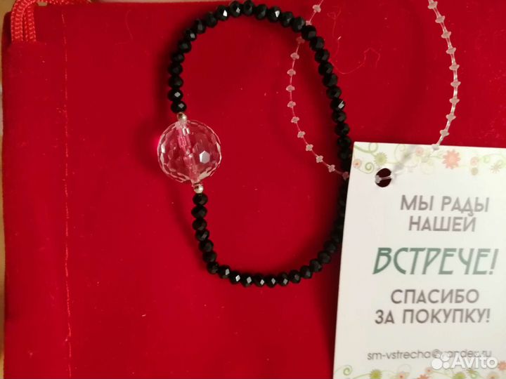 Браслет из шпинели и вставкой горный хрусталь