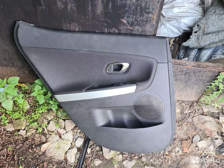 Обшивка Задней Левой Двери