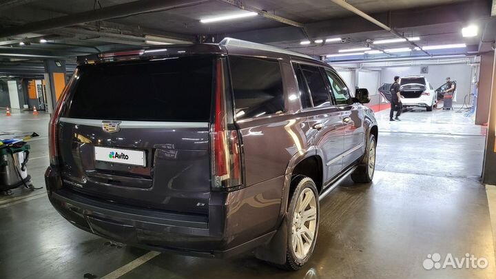 Cadillac Escalade, 2015