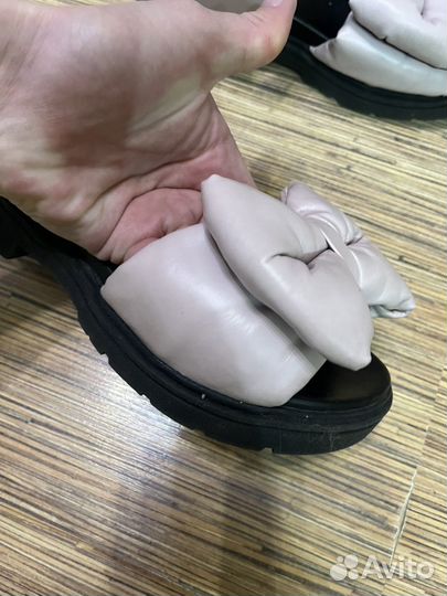 Босоножки для девочки 36 р