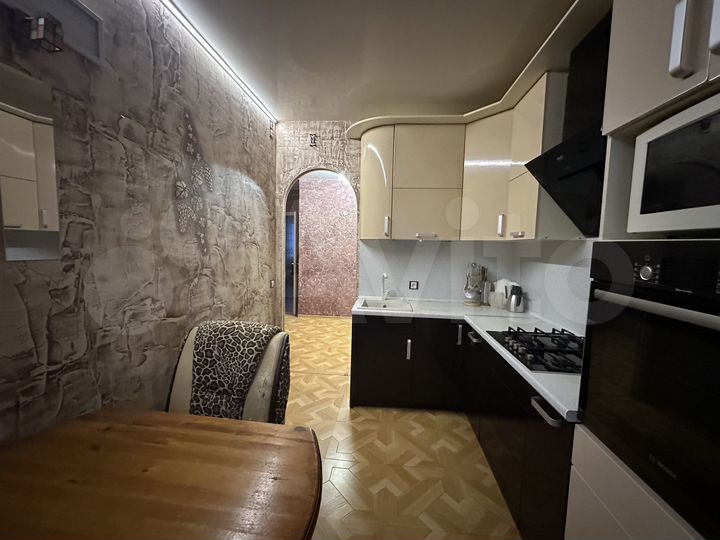 2-к. квартира, 48 м², 2/5 эт.