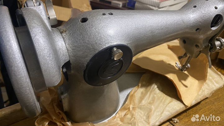 Швейная машинка 2М класс