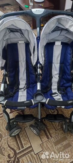 Коляска для двойни