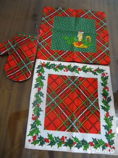 Кухонный набор : фартк,варежка,полотенце-салфетка