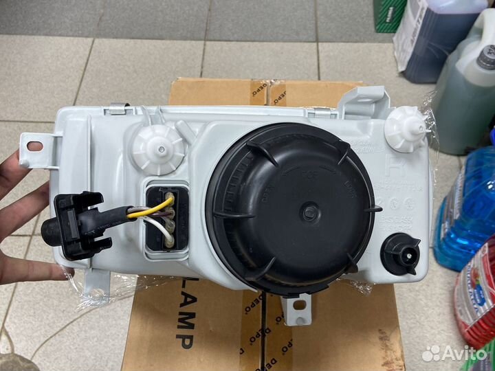 Фара основная volkswagen vento правая