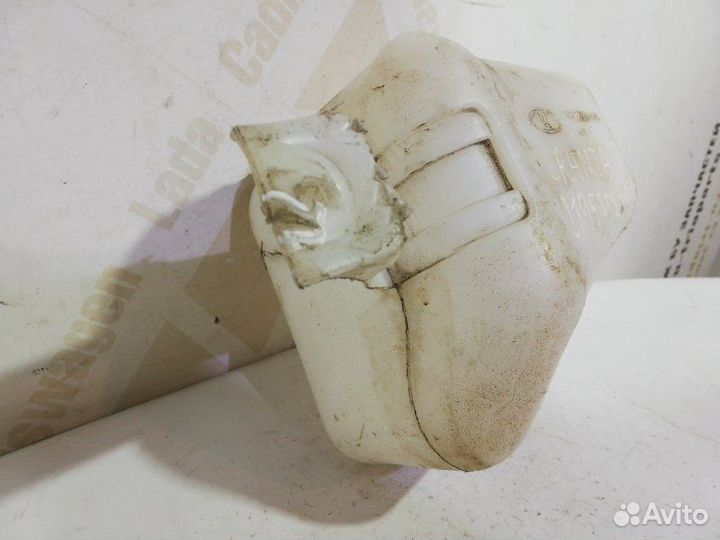 Бачок омывателя LADA Granta 1 2190 до рестайлинг