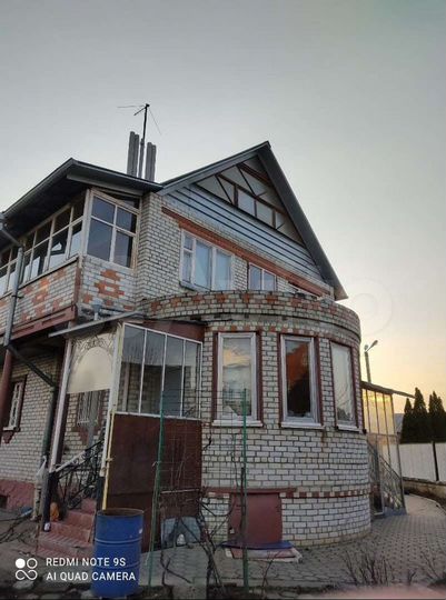 Коттедж 178 м² на участке 12,5 сот.