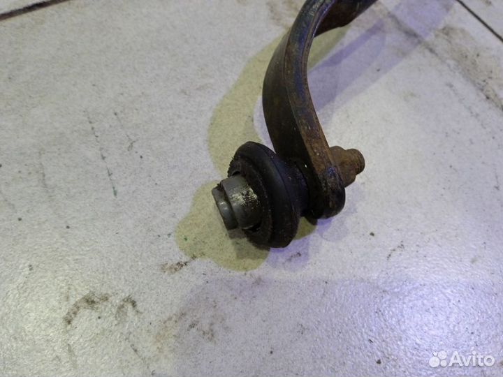 Стабилизатор передний