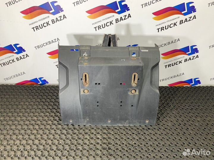 Крыло заднее передняя часть