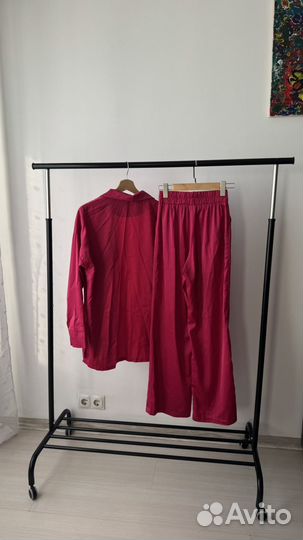 Пиджак и брюки женский