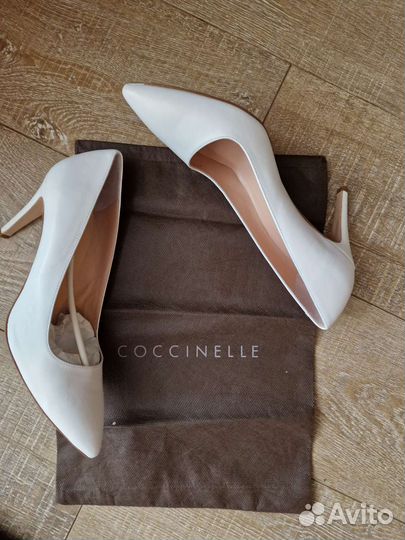 Лодочки coccinelle 41