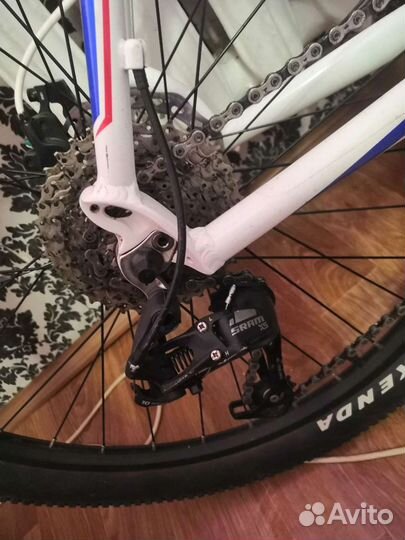Mongoose Tyax Expert