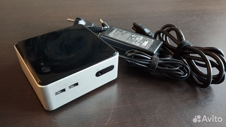 Мини пк Intel NUC D54250wykh /i5-4250u + DDR3 8Gb