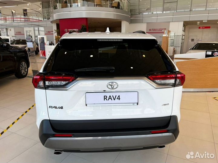 Toyota RAV4 2.0 CVT, 2023