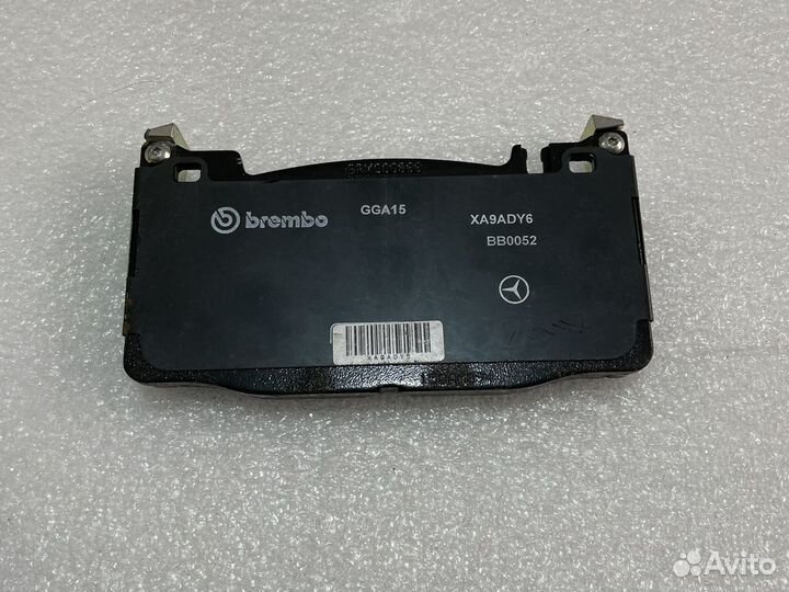 Передние тормозные колодки Mercedes W222