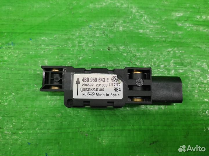 Датчик airbag Volkswagen Touareg