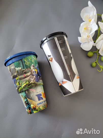 Пластиковый стакан из кинотеатра