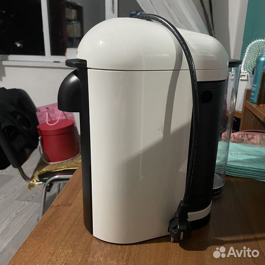Кофемашина капсульная Nespresso Vertuo