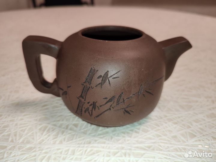 Глиняный чайный сервиз. Заварочный чайник