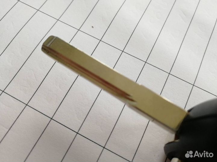 Ключ Фольксваген Крафтер / Volkswagen Crafter