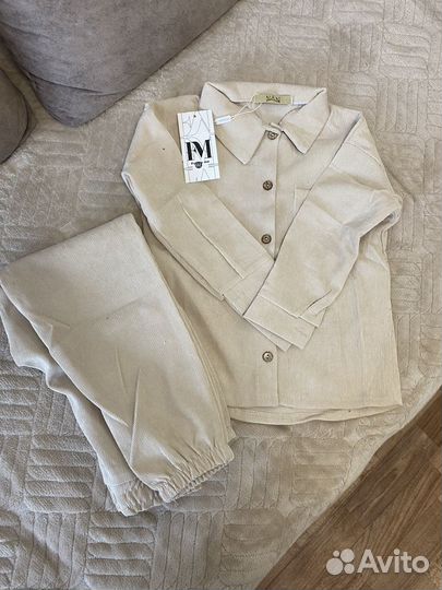 Костюм для девочки новый