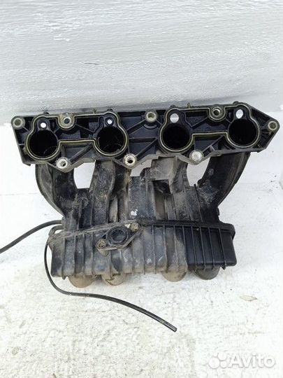 Впускной коллектор A1111402201