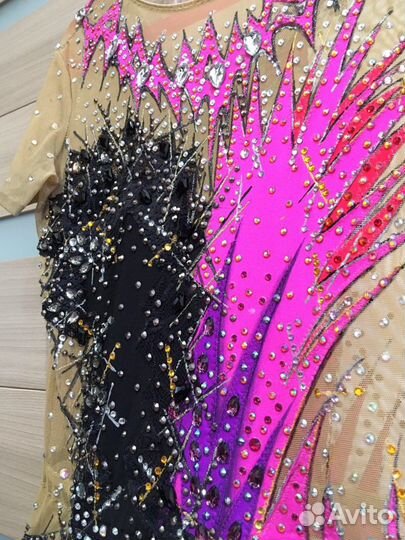 Купальник для художественной гимнастики